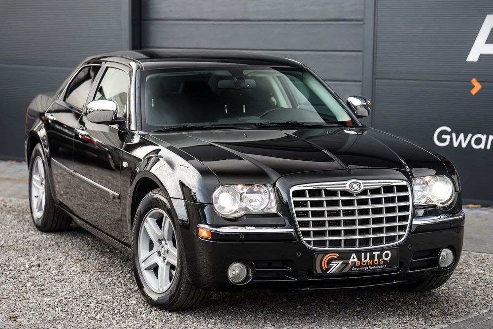 Chrysler 300C _2.7_