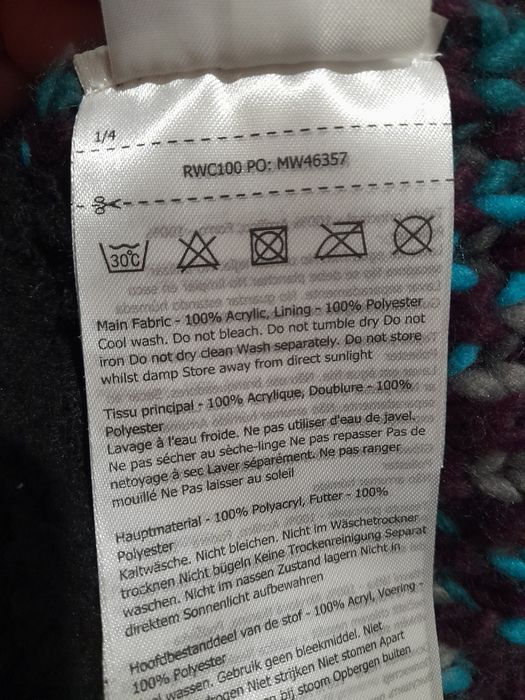 Regatta оригінальна жіноча в'язана зимова шапка