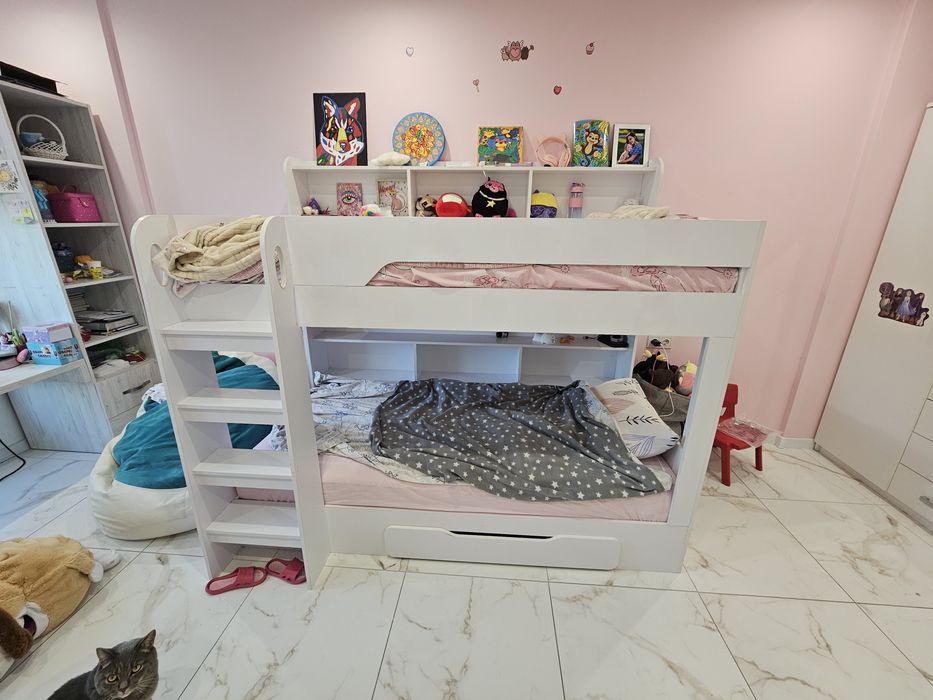 Продам кровать майже нова, з відносно новими матрацами 90×200мм