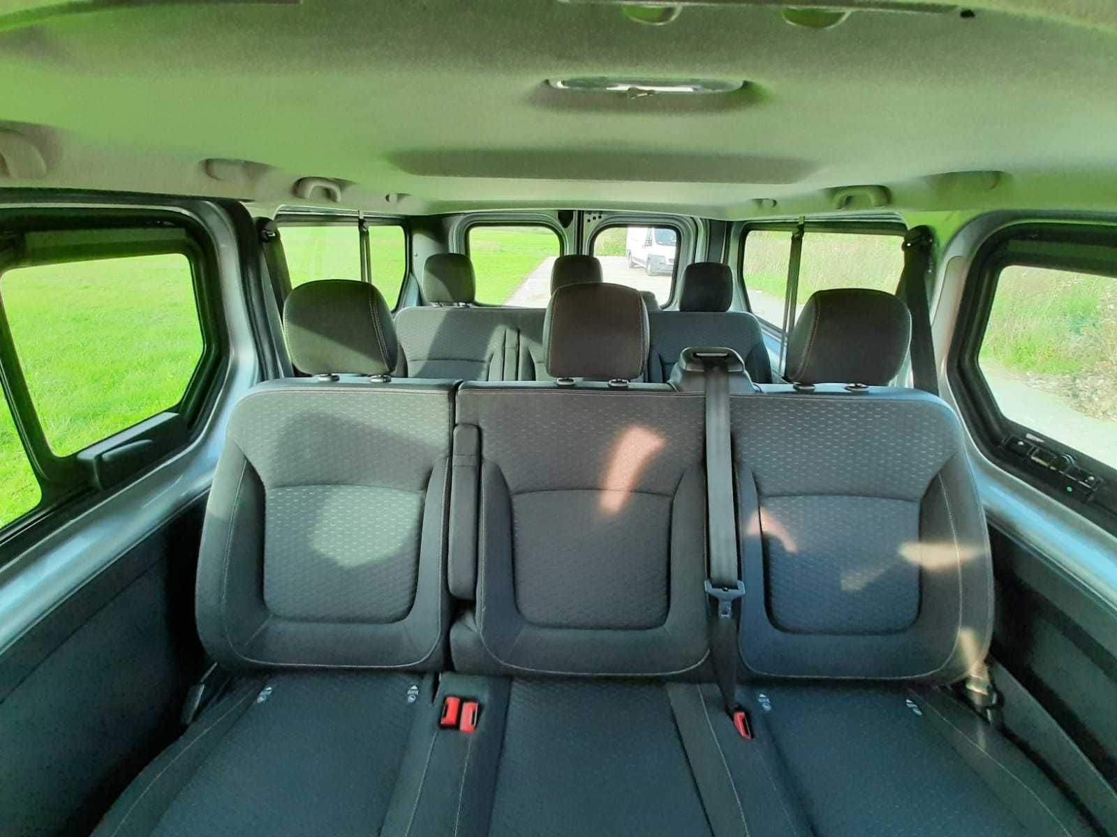 Wynajem busa 9-osobowego Opel Vivaro!! Winiety !! Wolne wakacje !!