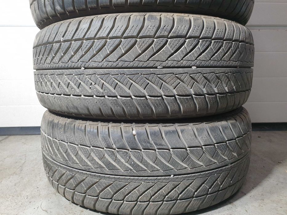4szt. 225/55/17 97H Goodyear UG Performance 2 6,5mm 2020r [ 418 ]