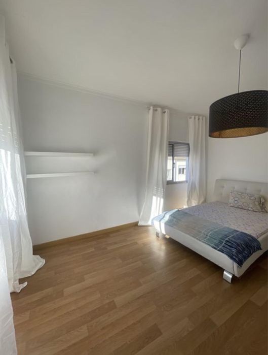 Quarto Para Arrendar