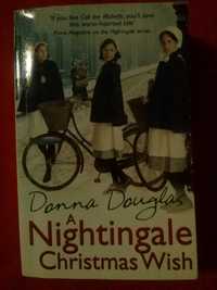 Книга на англiйськiй мовi Donna Douglas- A Nightingale Christmas Wish