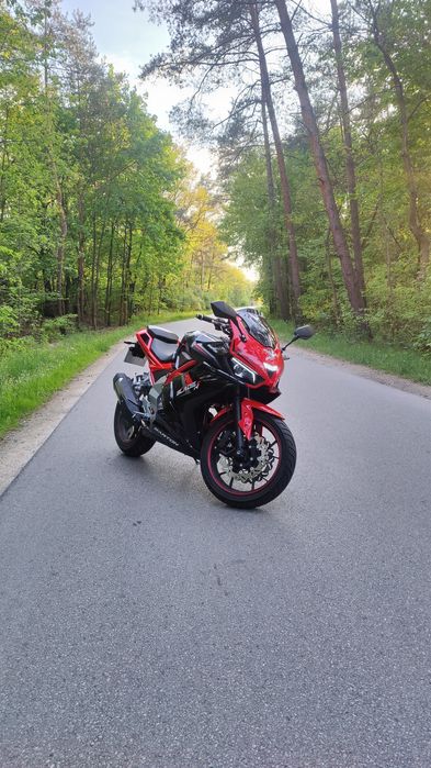 Barton Blade R 125
