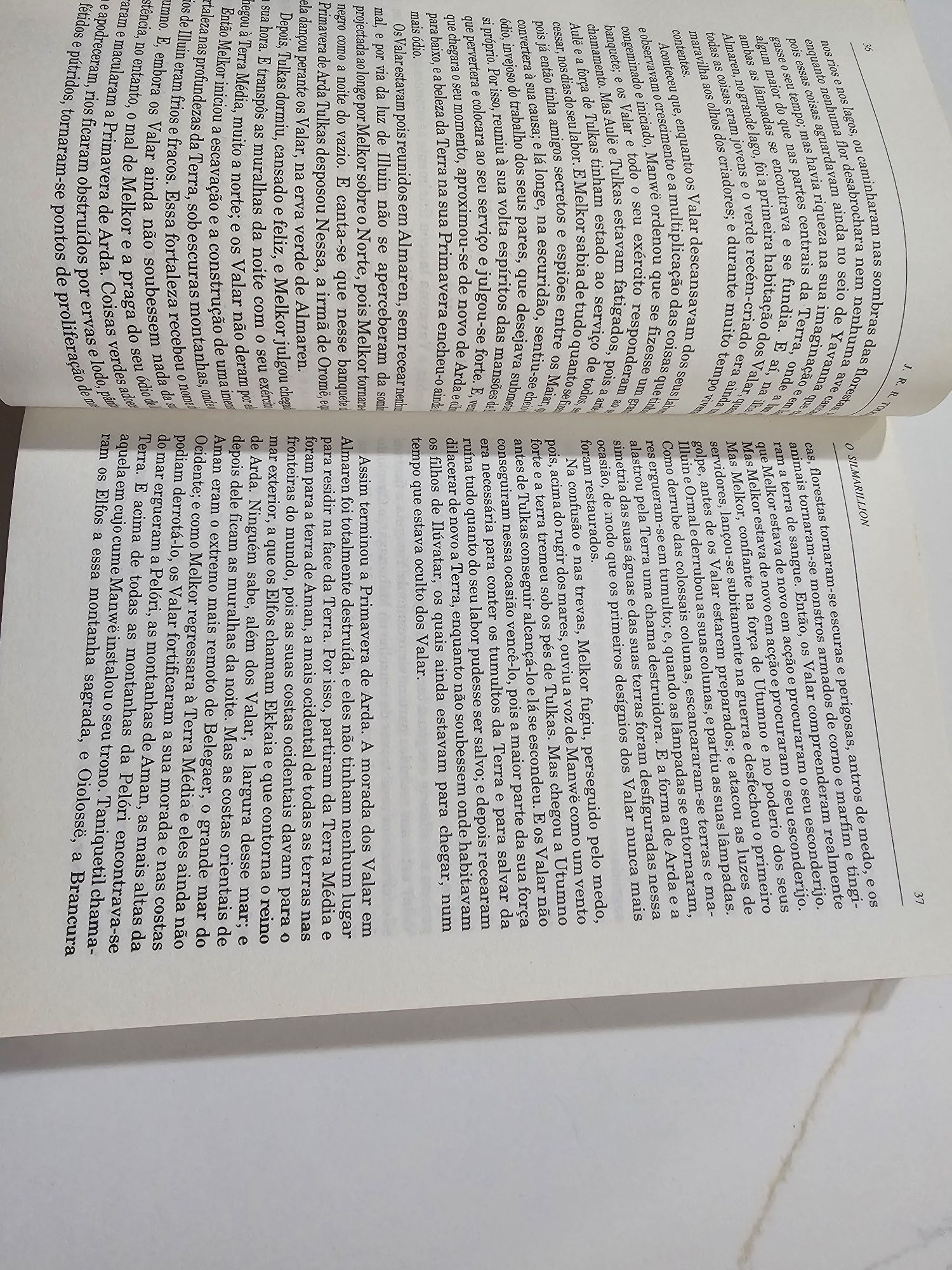 J.R.R Tolkien O silmarillion