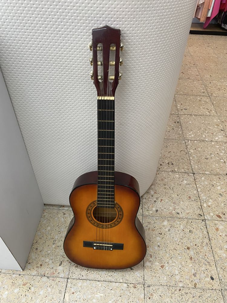 Viola classica bom estado