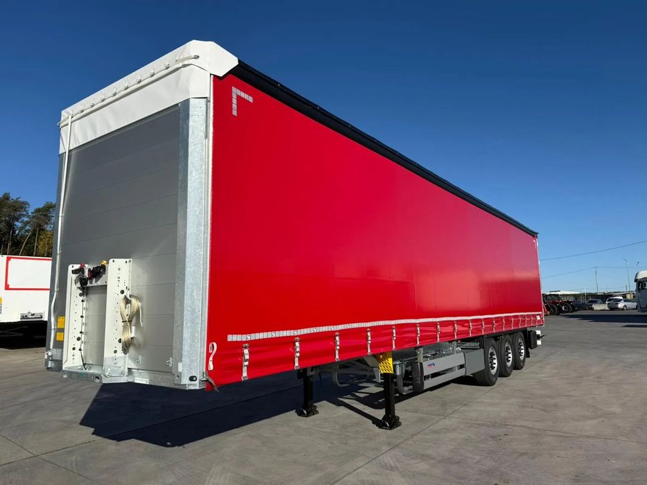 Schmitz Cargobull odbiór w Polsce, nowa naczepa plandeka firanka, 2025r.