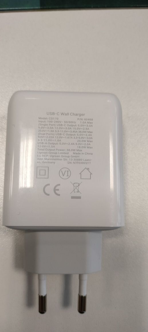 UGREEN 38W Fast USB Charger PD3.0 QC4.0