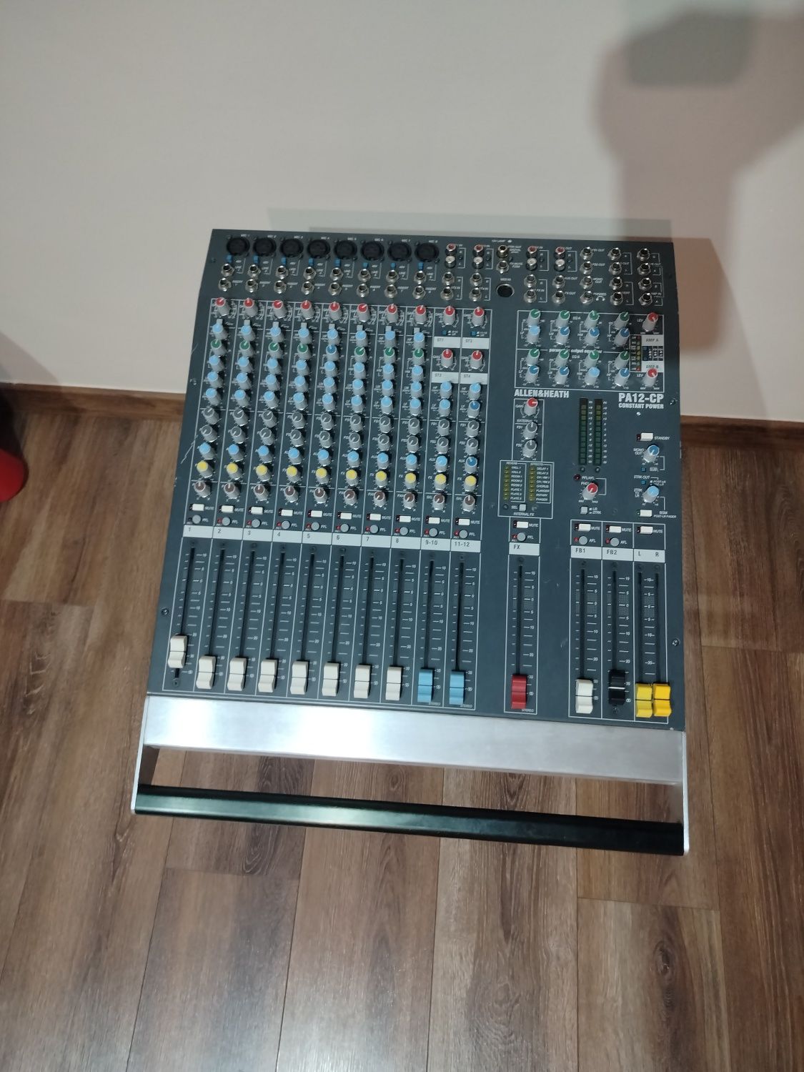 Mikser Soundcraft EFX 12 stan Nowy