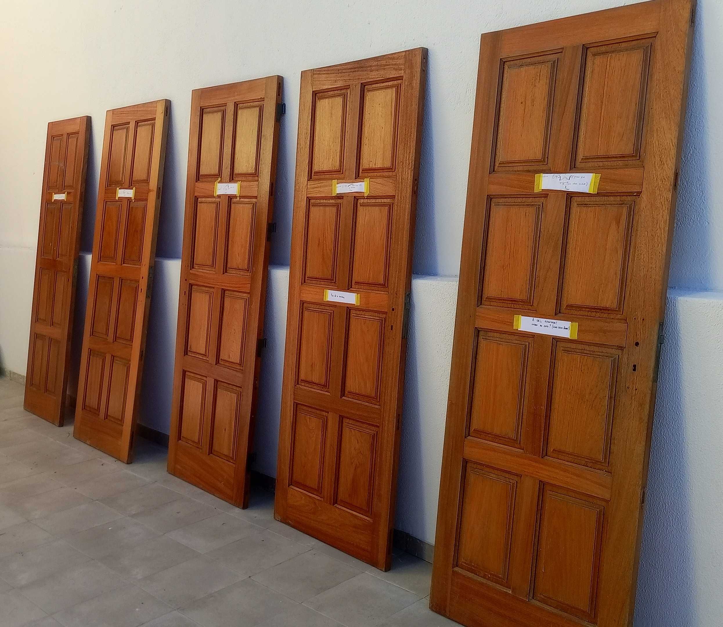 5 portas maciças em Mogno/sapél/Louro, rustico, vintage, artdeco
