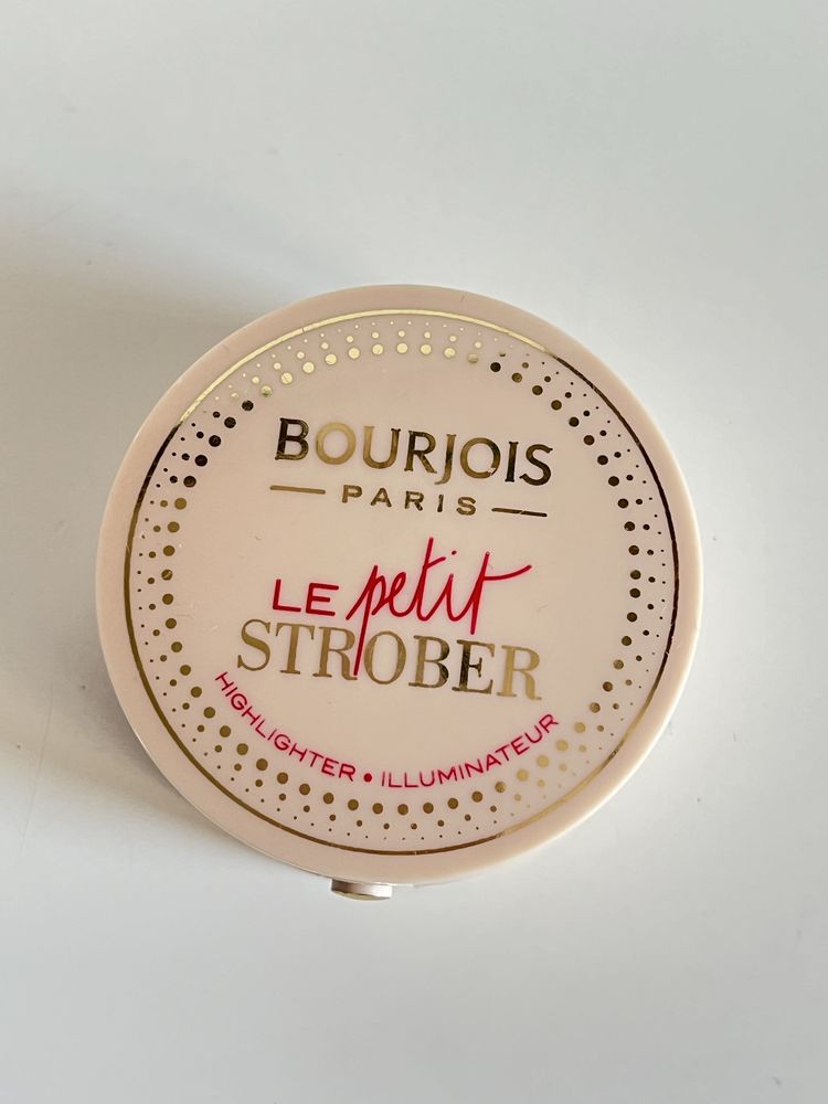 Bourjois nowe kosmetyki rozświetlacz do twarzy i baza pod makijarz