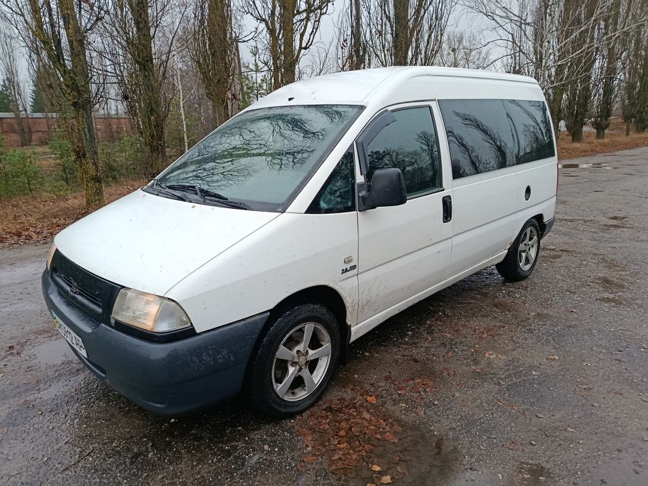 Авто в гарному стані.