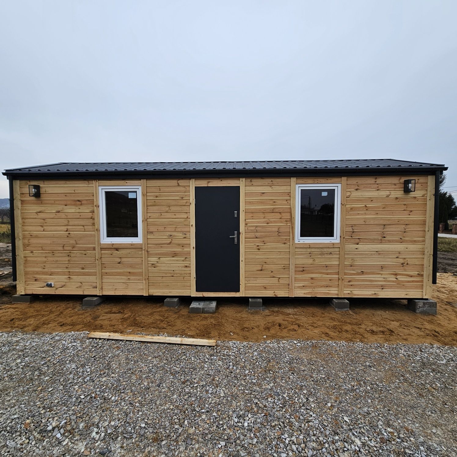 Domek holenderski drewniany