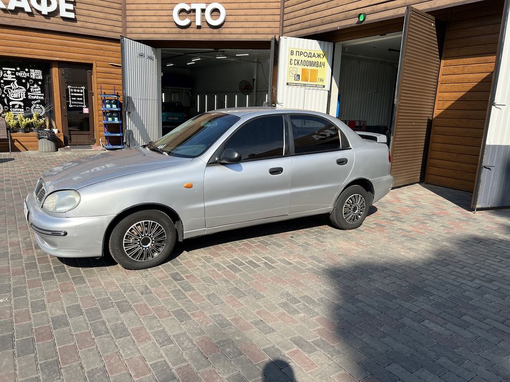 Daewoo Lanos срібний