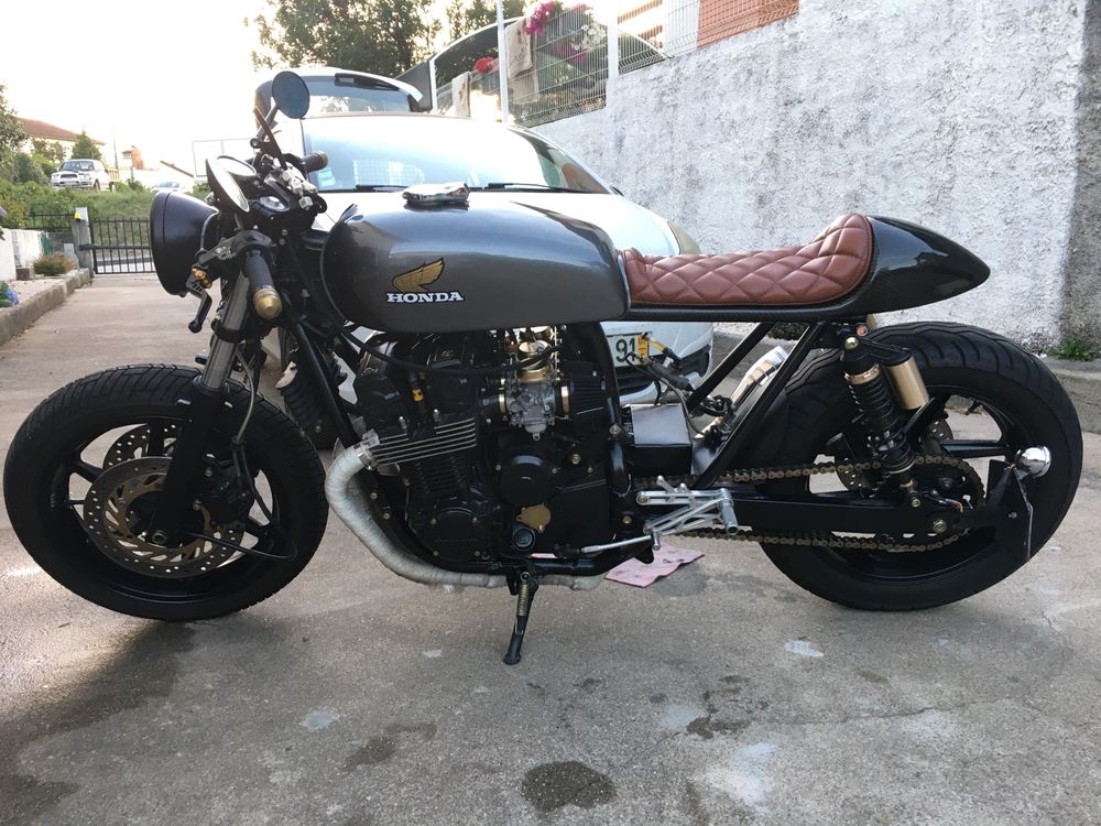 Honda cb 750 cafe racer