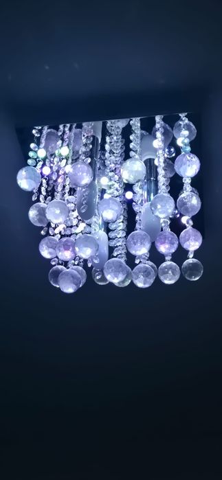 Lampa sufitowa LED kolory