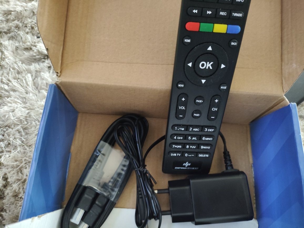 Box android combo 4k sat e tdt