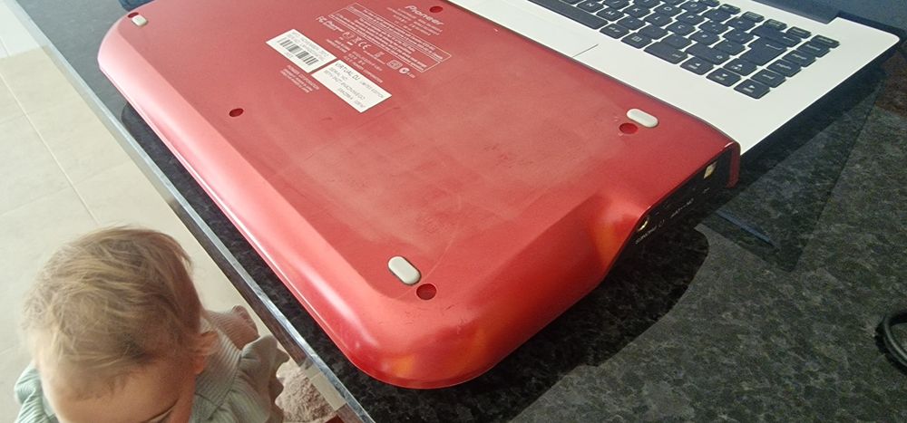 Pioneer Wego-Red