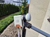 Antena satelitarna z konwerterem i uchwytem
