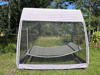 Hamak mobilny, łóżko ogrodowe z moskitierom