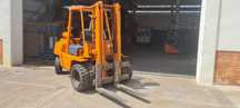 Empilhador Toyota 3,5 Ton