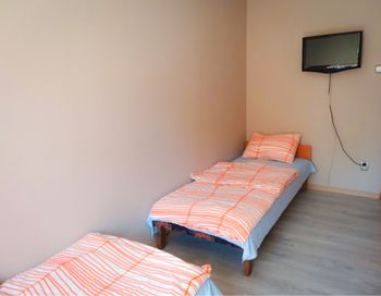 Hostel House tanie noclegi kwatery pracownicze Wrocław Złotniki