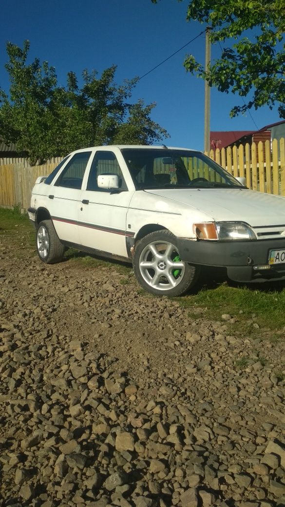 Продам або обміняю на мото Ford Escort