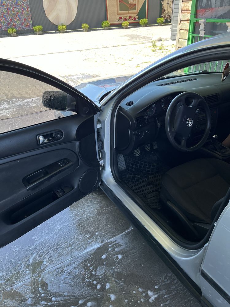 Volkswagen pasat B 5+