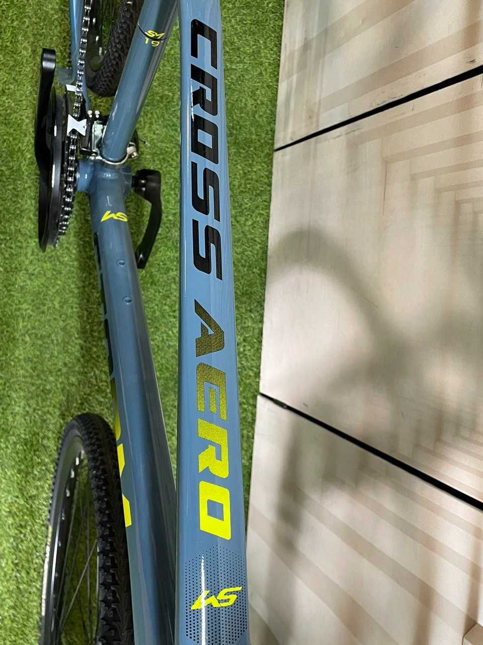 Rower STORM CROSS AERO 3.0 rama 19 koła 28 SHIMANO ALTUS