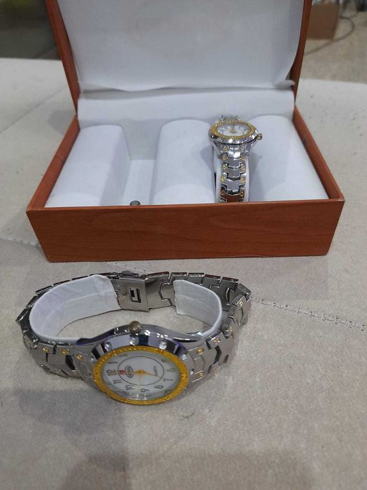 Relógios homem/senhora