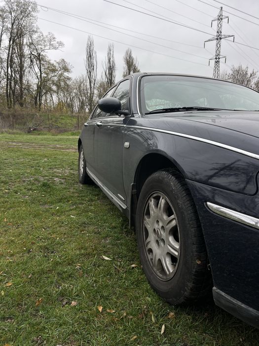 В продаже автомобиль Rover