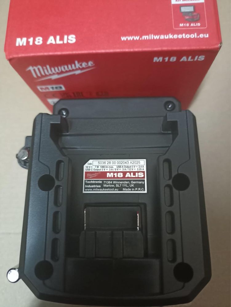 Milwaukee lampka M18ALIS