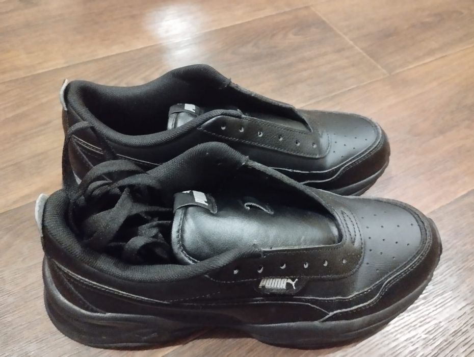 Жіночі кросівки Puma