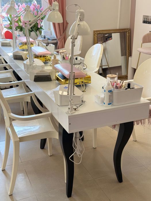 Stolik do manicure /Biurko