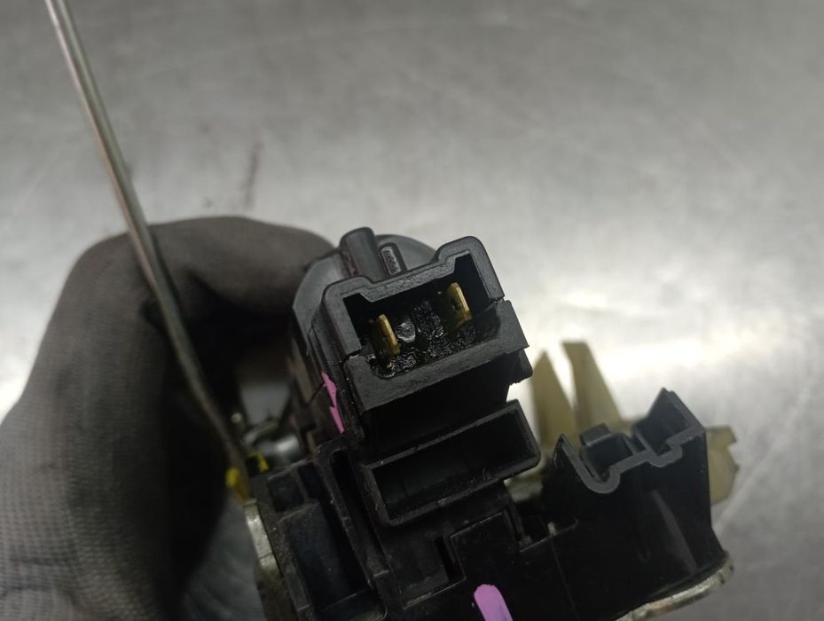 Fechadura / fecho porta frente esquerdo DACIA Lodgy (JS_)