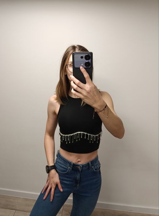 Crop top damski New Yorker S z ozdobnym paskiem