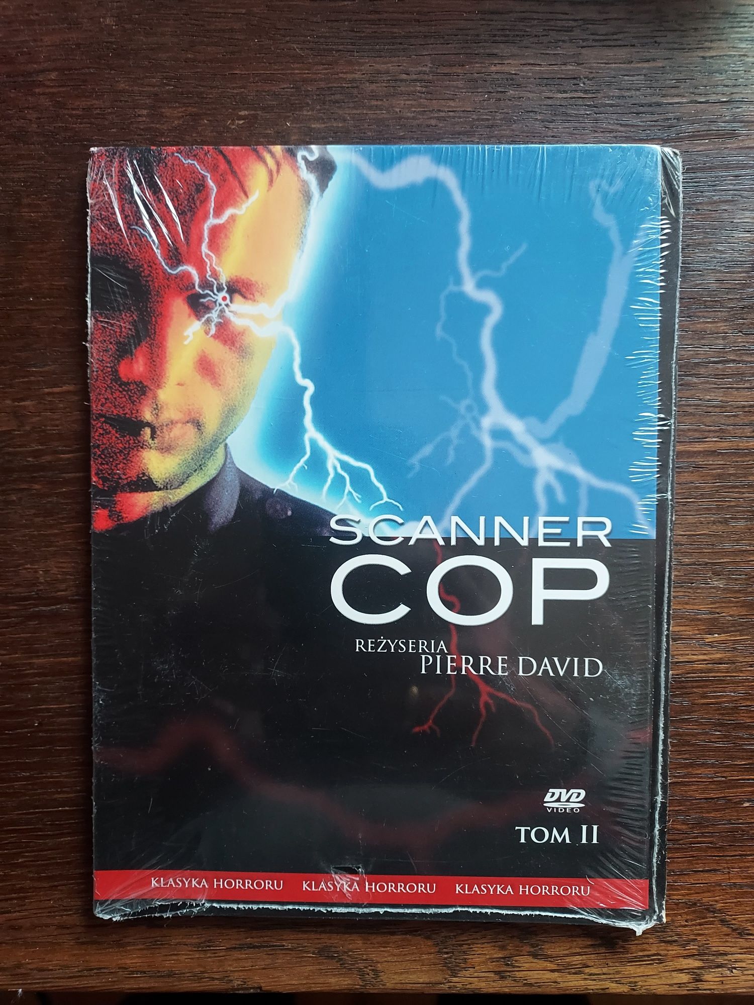 "Scanner cop" tom II horror