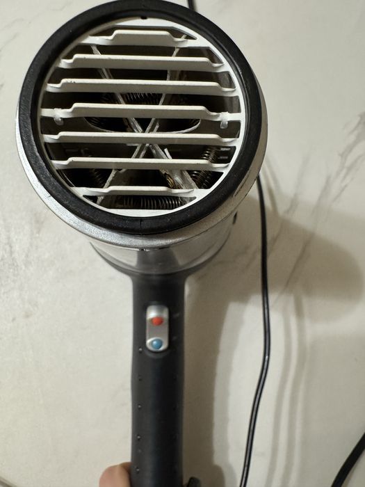 Продаме фен babyliss