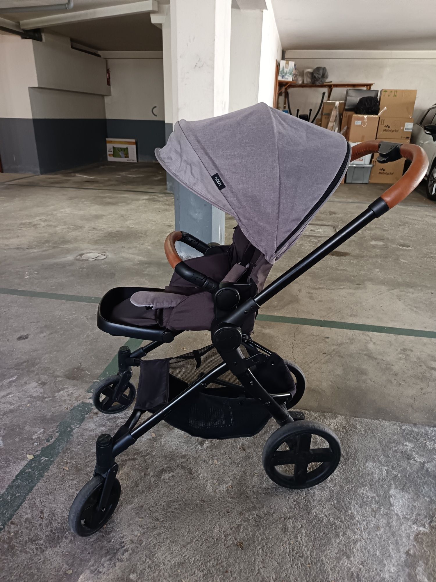 Carrinho de bebê completo