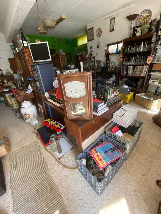 Velharias para venda