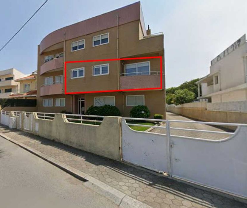 Arrenda-se Apartamento T2 na Madalena