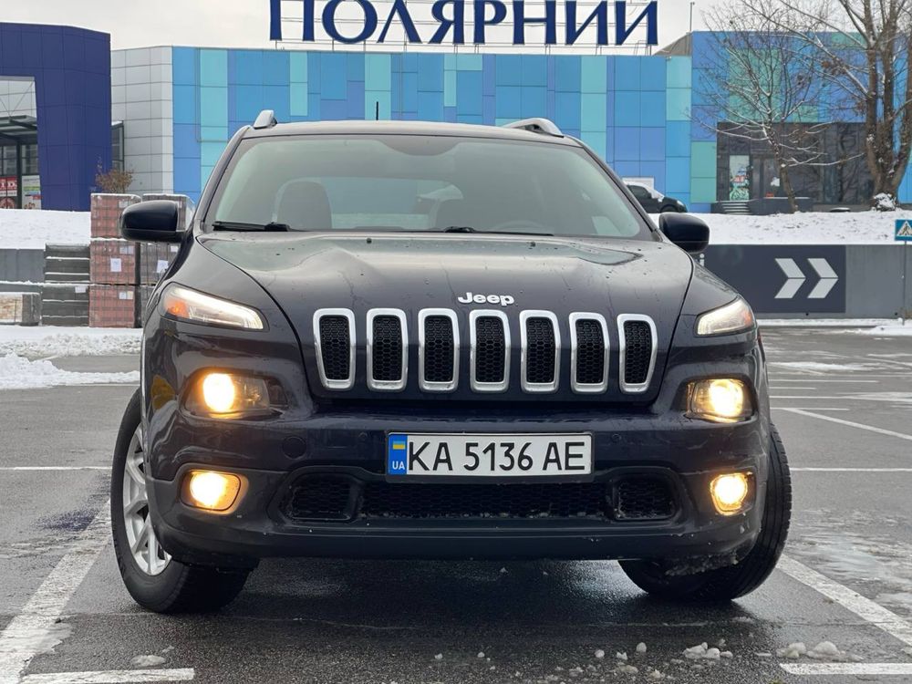 Jeep Cherokee 2015 3.2L 4х4