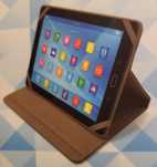 Etui, podstawka pod tablet 11-13cali. Nowa.