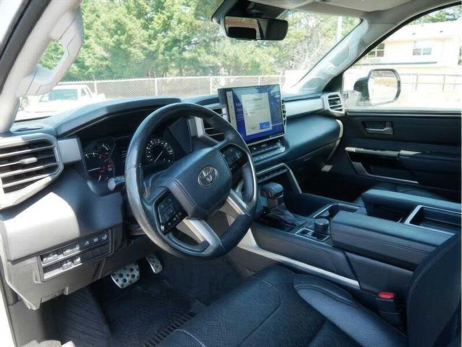 Toyota Tundra Limited CrewMax Cab LB      2022