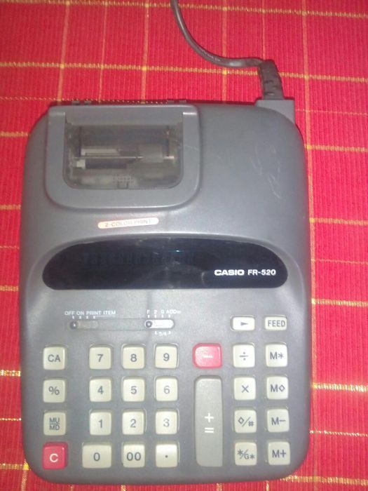 Máquina de Calcular Casio FR-520