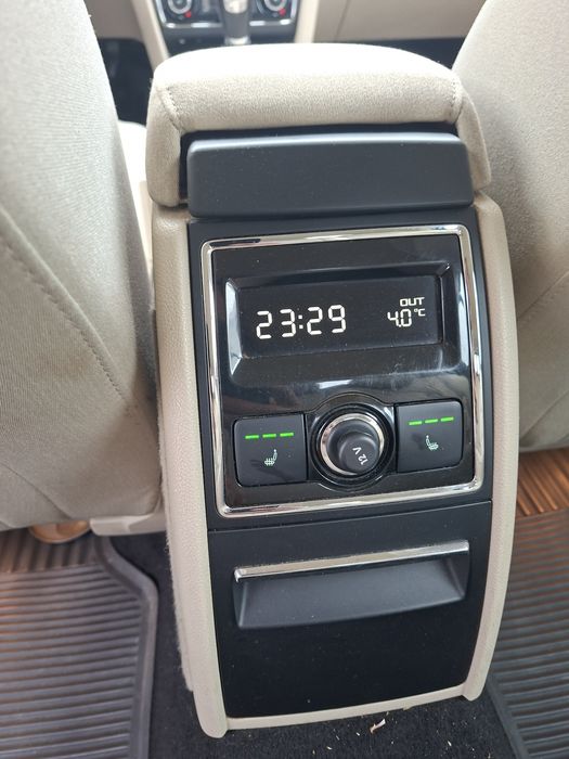 Skoda Superb  2.0 TDI CR sedan okazja
