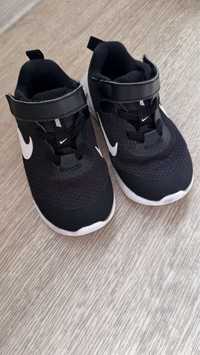 Кроссовки Nike р 26