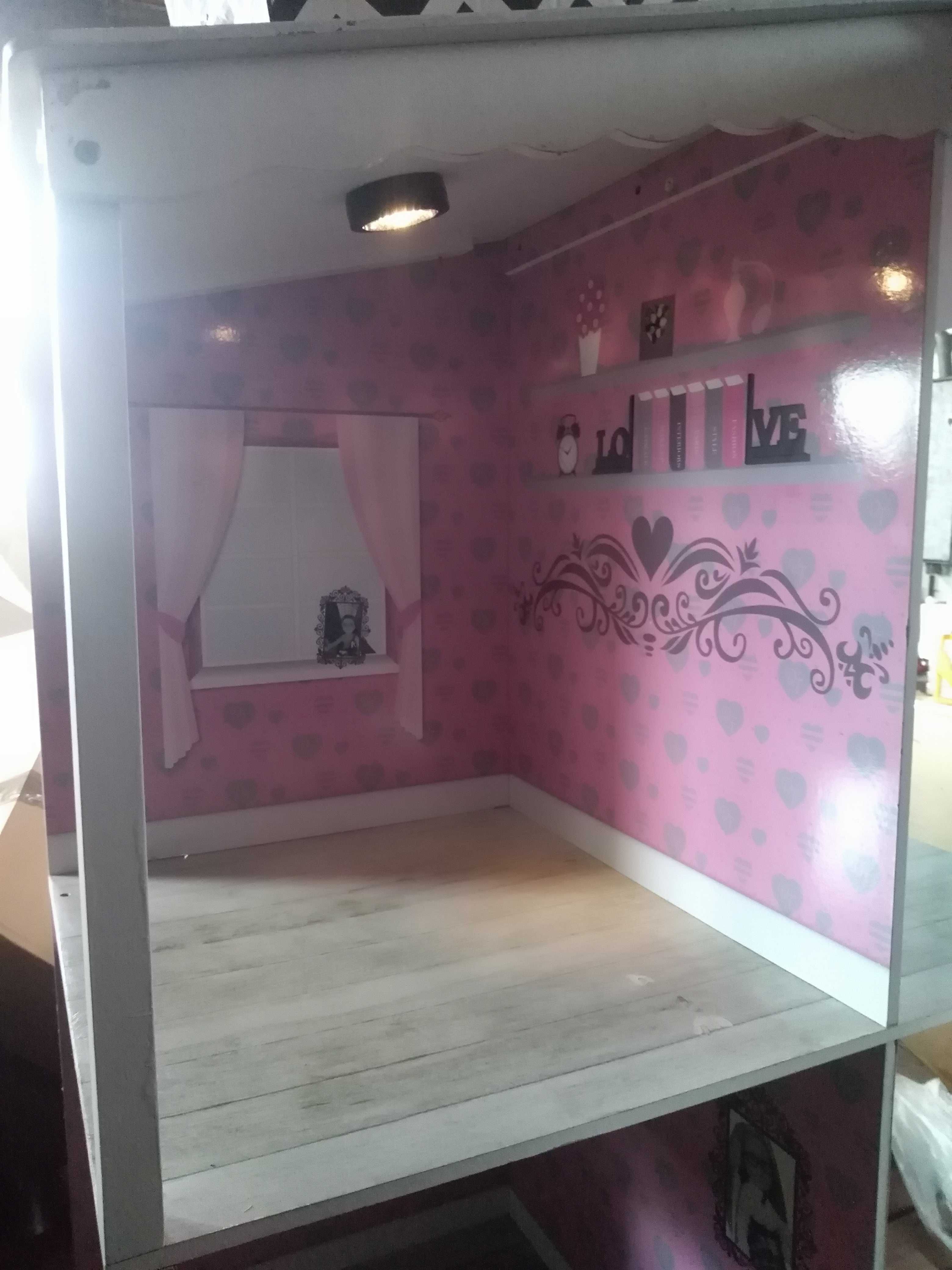 Domek dla lalek Designa Friend Collection z oświetleniem