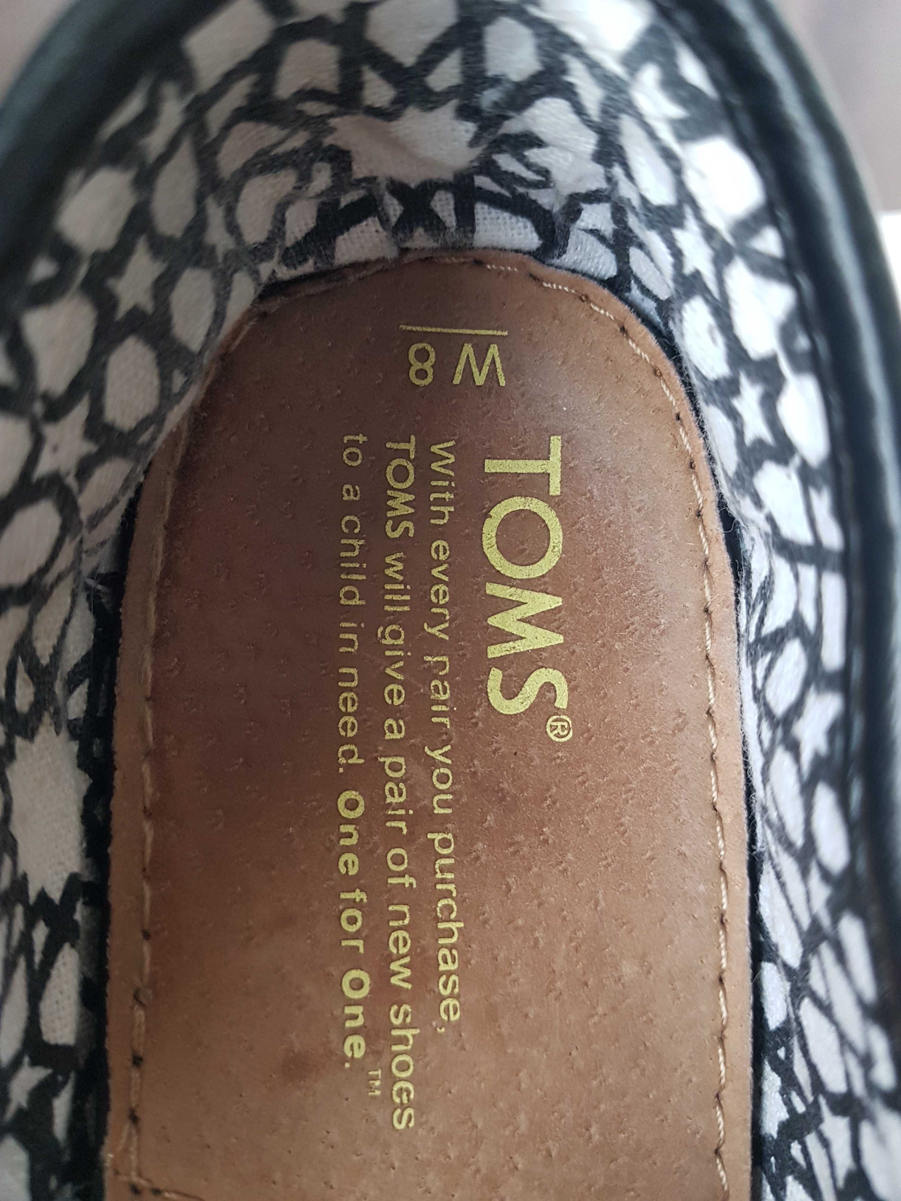 Toms slip on czarne brokatowe W8