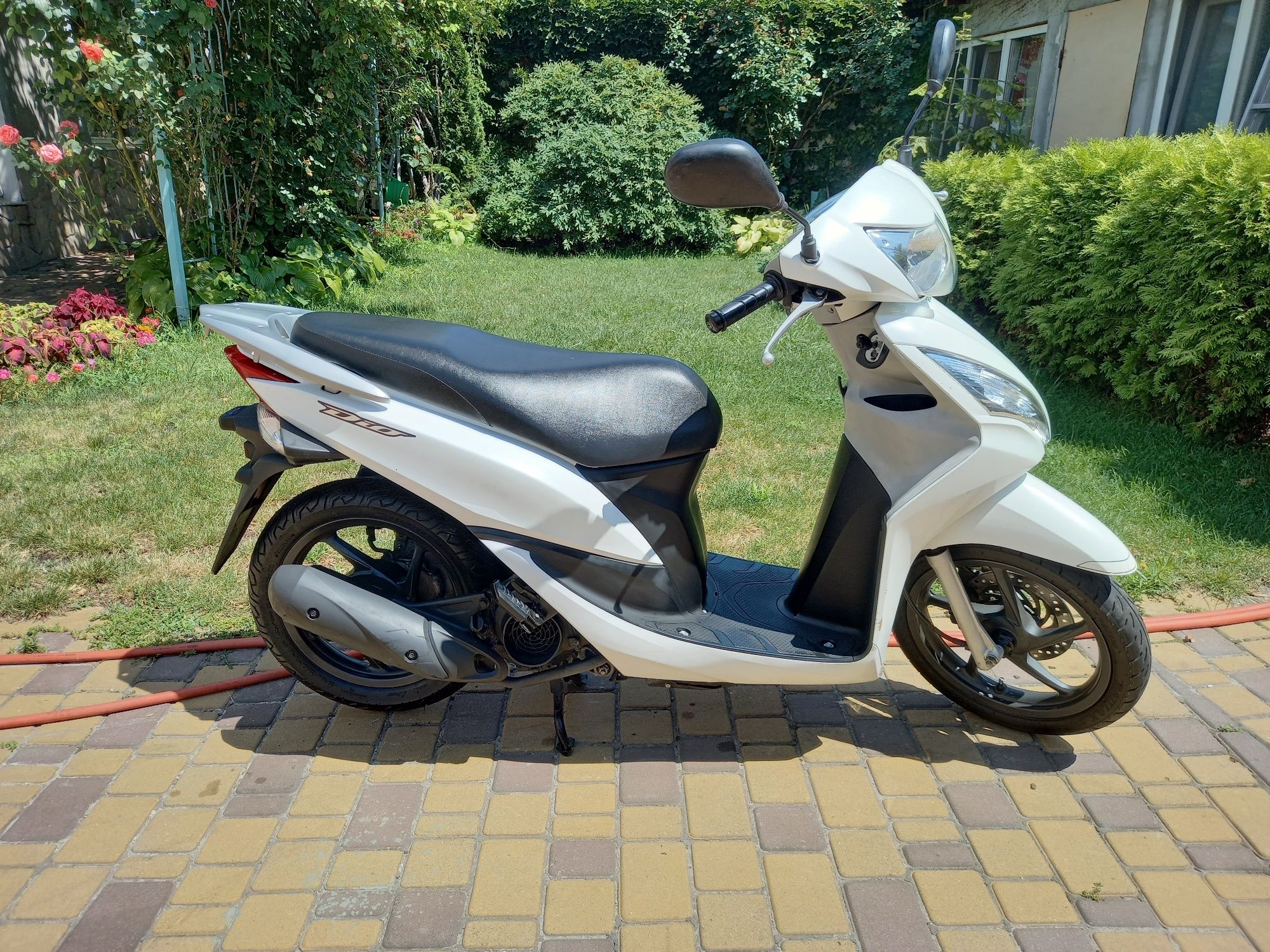 Скутер  Honda  DIO JF31 110 кубів контейнер 2025